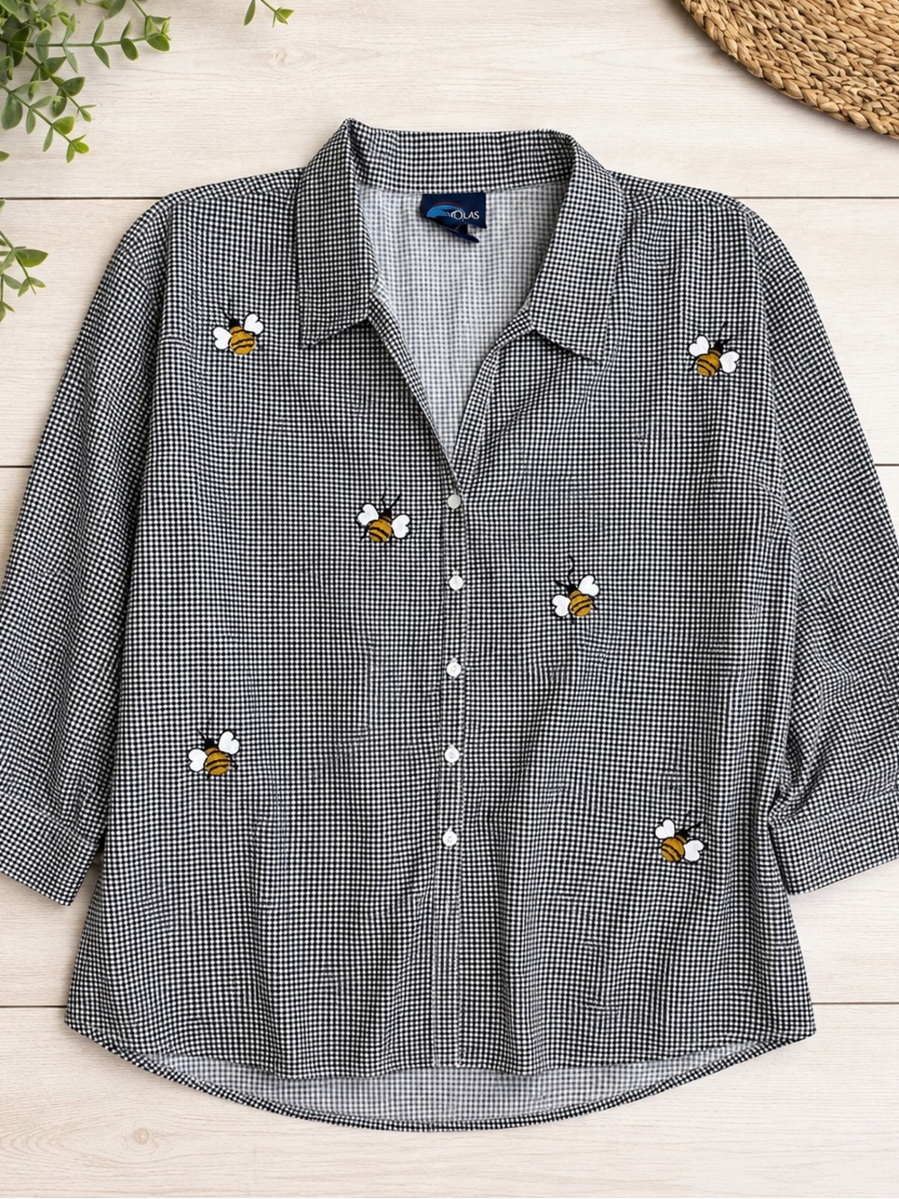 Vintage 90s Plus Women’s Black Gingham Button-Down Shirt Bumble Bee Prints 3X